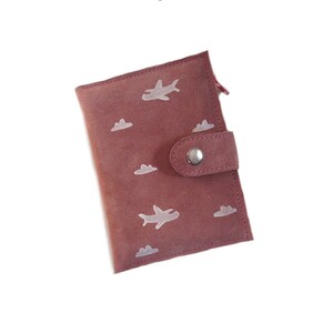 Volare alto in pelle rosa portafoglio passaporto multiwallet serigrafia