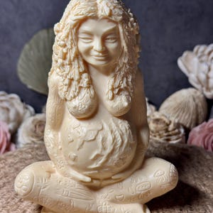 Mother Earth Goddess Figurine | Gaia Statue | Earth Mother Sculpture | Pagan Decor | Goddess Altar Ornament | Spiritual Home Decoration