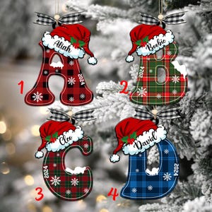 Etiqueta de calcetín personalizada para árbol de Navidad 2024, adorno de madera con letras personalizadas, etiquetas de regalo, regalo para niños, decoración familiar para árbol de Navidad