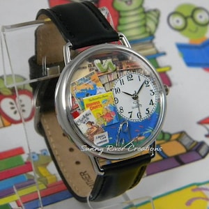 Reloj bibliotecario infantil con ratón de biblioteca, libros, gafas y carné de biblioteca, Lectura, Regalo, Cumpleaños, Navidad