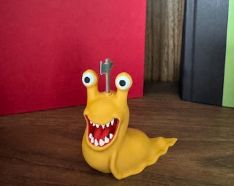 Kandy “Biggs” Newton Sluggalo Figurine, Dungeon Crawler Carl 3D Printed Slug, DCC LitRPG Giant Slayer Collectible, Geeky Gift for Book Lover