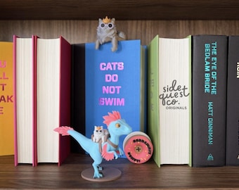 Dungeon Crawler Carl Mongo and Princess Donut Figure: Cat Bookshelf Decor and Fan Gift