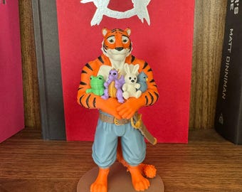 Daniel Bautista Figurine, Dungeon Crawler Carl Tiger Swashbuckler with Plushies, 3D Printed DCC Statue, LitRPG Bookshelf Decor