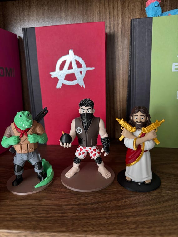 Uzi Jesus Figurine, Dungeon Crawler Carl HeyZoos Gold Edition, 3D Printed DCC Statue, Funny LitRPG Bookshelf Decor and Fan Gift view 6