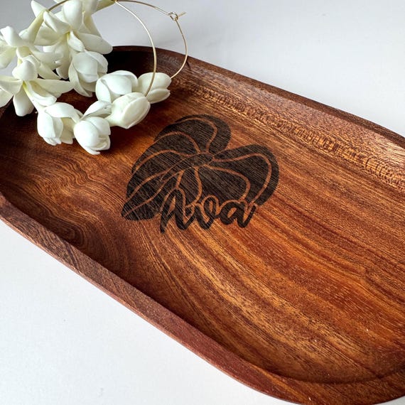 Personalized Engraved Anthurium Valet Tray Solid Walnut Wood Entry Bedside Table Minimal Decor Hawaii Home Gift Original Art Made in Hawaiʻi