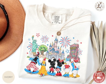 T-shirt Comfort Colors® Party in the USA, T-shirt Patriotic Mouse and Friends, T-shirt Disney Freedom