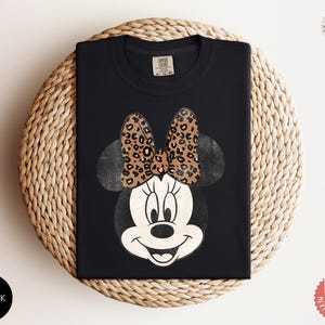 Comfort Colors® Leopard Bow Minnie T-Shirt, Minnie Shirt, Minnie Mouse Shirt bild 11