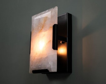 Elegante enkele wandlamp van calcietsteen, natuurlijke albasten hedendaagse wandkandelaar, designer messing wandlamp, minimalistische verlichtingsarmatuur