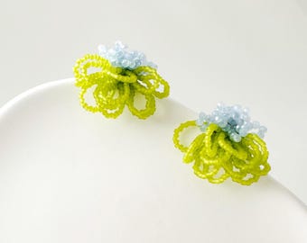 Green Beaded Daisy Earrings, Sterling Silver Floral Jewelry, Handmade Spring Accessory