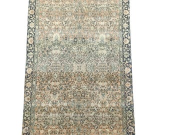 Hand Woven 7x10 Vintage Persian Style Rug: Floral Home Decor