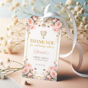 Etiqueta rosa de agradecimiento para primera comunión. Etiqueta de recuerdo para primera comunión de niña. Plantilla editable de Canva. Etiqueta de regalo de agradecimiento para primera comunión (FCI003).