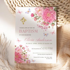 Faire-part de baptême floral pour fille, modèle modifiable de baptême papillon rose, Evite de baptême croix en or, impression sur toile BPI004