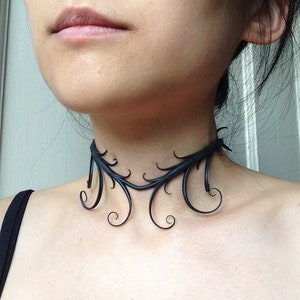 Symmetrical Choker Necklace/Headband