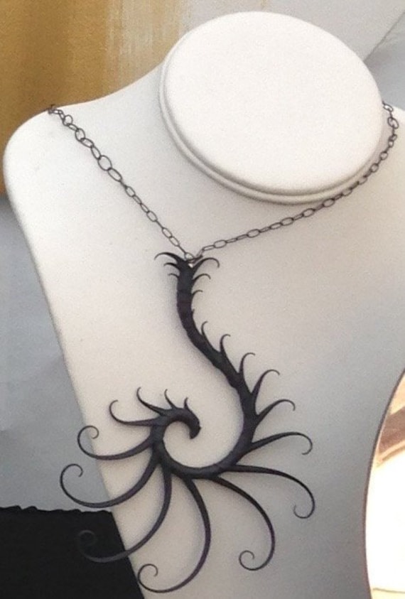 Giant Curl Necklace with Soft Spikes