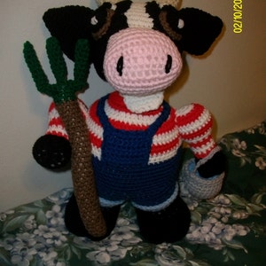 Buddy The Bull Crocheted Toy image 2