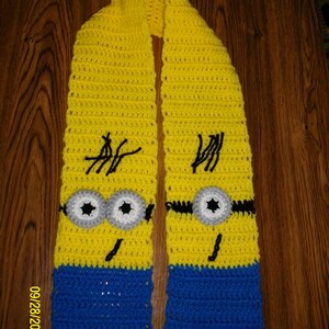 Minion Scarf image 2