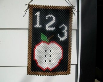 1 2 3 Apple Beaded Banner