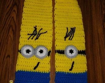 Minion Scarf