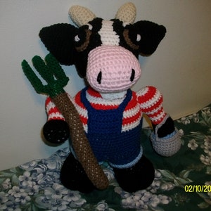 Buddy The Bull Crocheted Toy image 5