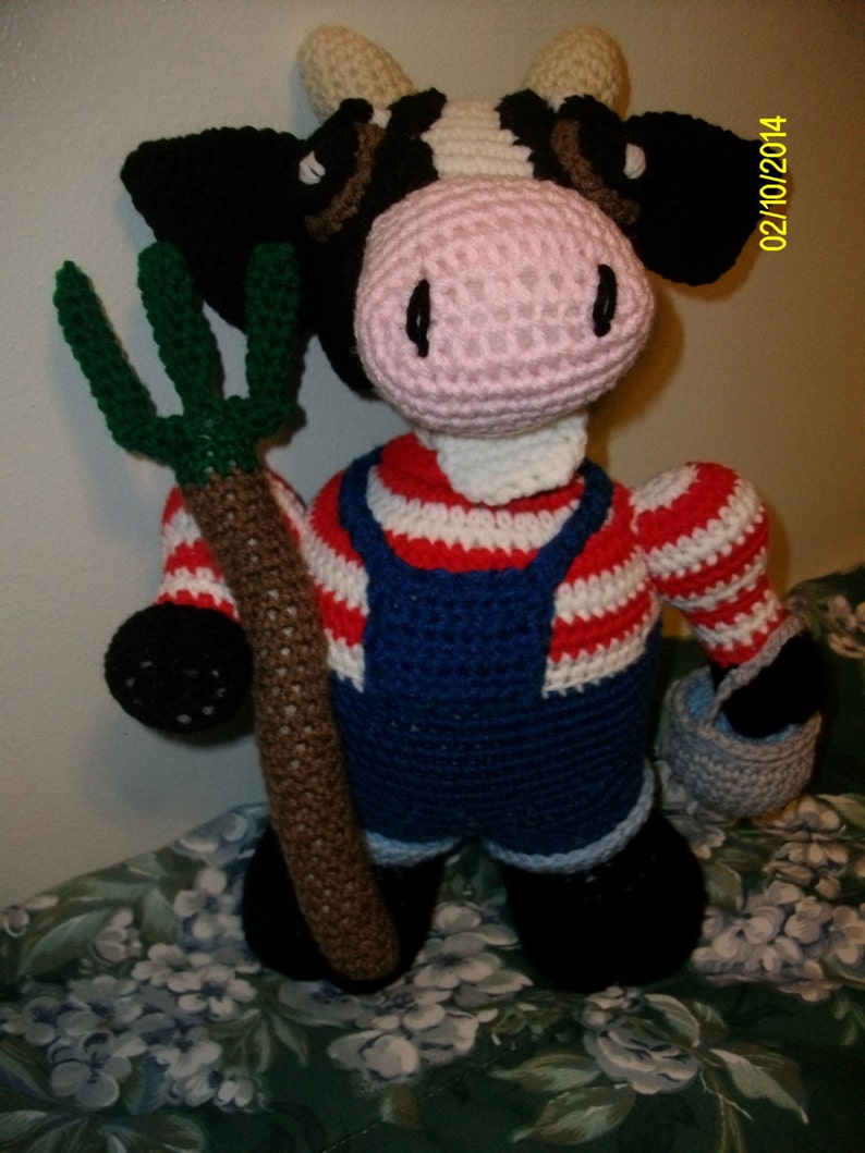 Buddy The Bull Crocheted Toy image 3