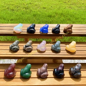 1.5inches,Natural Crystal Hand-Carved Frog,Gemstone  Frog，Crystal Animal,Healing Crystal Decor,Energy Crystal,Gift For Her