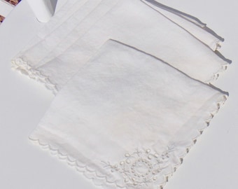 Vintage Openwork Napkin Set of Six Scalloped Edges with Floral Wreath Design
