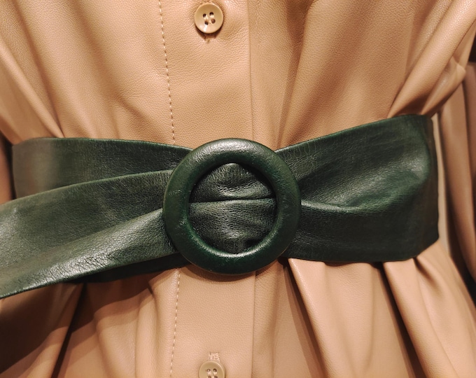 80's Vintage Wide Green Faux Leather Adjustable Belt by Astor