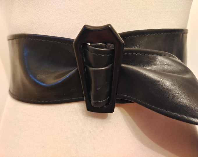 80's Vintage Wide Faux Leather Black Adjustable Belt