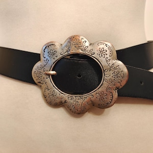 90&#39;s Vintage Black Real Leather Belt With Big Silver Metal Buckle