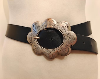 90's Vintage Black Real Leather Belt With Big Silver Metal Buckle