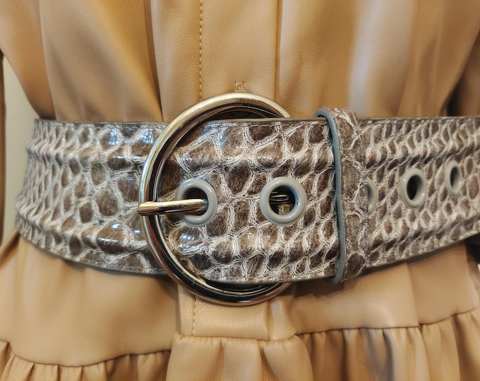 Wide Grey Faux Leather Belt With Silver Metal Buckle by Sisley