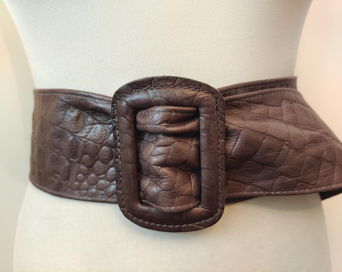 90's Vintage Wide Brown Real Leather Adjustable Belt