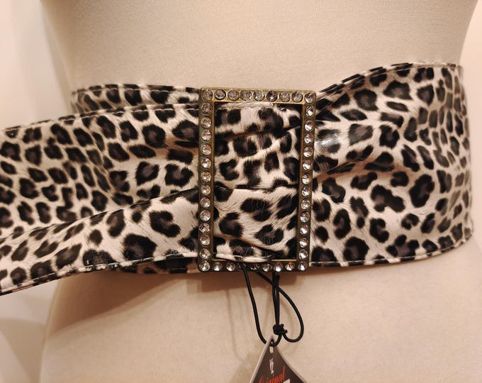 Extra Wide Faux Leather Animal Skin Patent Adjustable Belt by Veniz Made in Finland