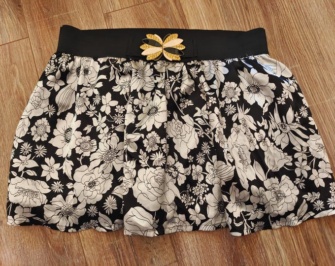 Flowers Skirt With Metal Buckle by Boohoo