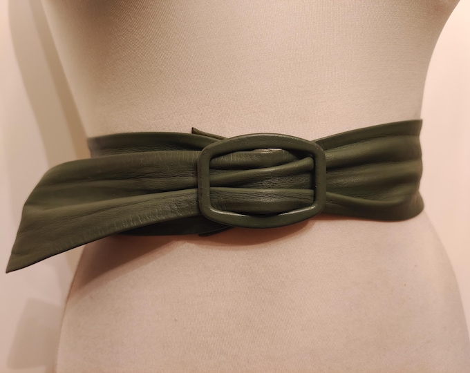 Wide Green Real Leather Vintage 80's Adjustable Belt by St. Michael Made in England
