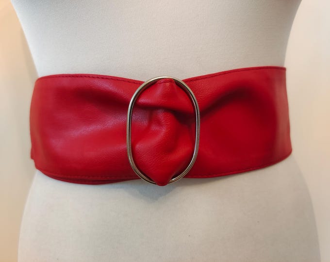 80's Vintage Wide Red Faux Leather Belt