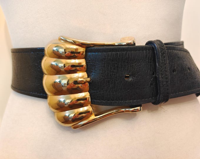 90's Vintage Black Real Leather Patent Belt With Big Golden Shell Buckle