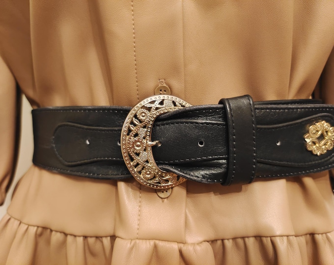 90's Vintage Black Real Leather Belt With Silver Metal Buckle