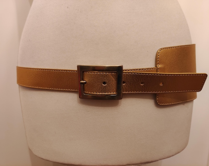 Wide Golden Leather Belt by Pabia