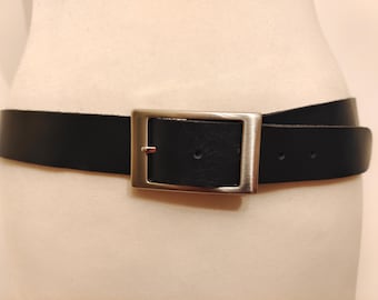 Black Real Leather Belt With Silver Metal Buckle by Bernd Gotz Made in Germany