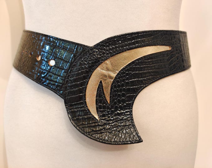 80's Vintage Black Faux Leather Belt