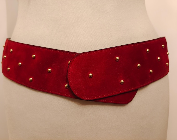 90's Vintage Red Suede Belt