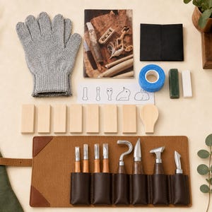 Deluxe Wood Carving Kit for Beginners, 8 Whittling Knives and Chisels, 7 Basswood Blocks, Spoon Blank, Gloves, Templates and PU Leather Case