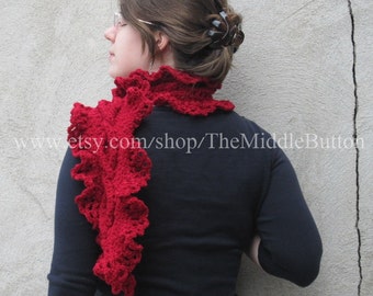 Maera Cabled Ruffled Scarf PDF Pattern