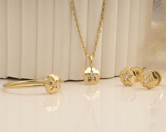 14K Solid Gold Flower Jewelry Set: Necklace, Ring & Earrings