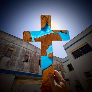 Handmade Olive Wood & Epoxy Cross | Wall Crucifix Gift | Baptism First Communion Decor | Christian Gift for Him Her | Modern Croix - Kreuz