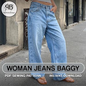 Puede incluir: Vaqueros holgados de color azul claro con cintura alta. Los vaqueros tienen un corte relajado y están hechos de mezclilla. La imagen también incluye el texto "WOMAN JEANS BAGGY" y "PDF SEWING PATTERN INSTANT DOWNLOAD".