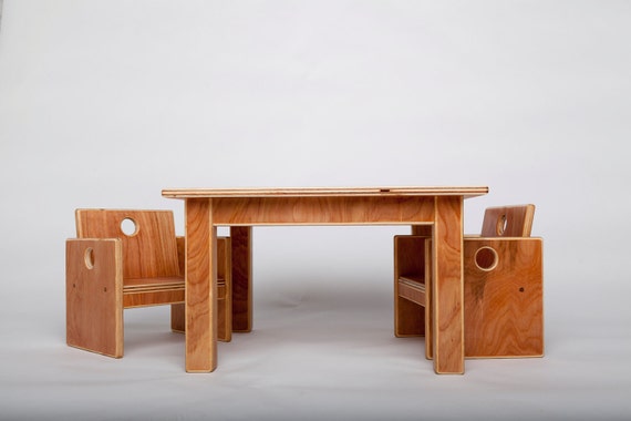 infant chair and table
