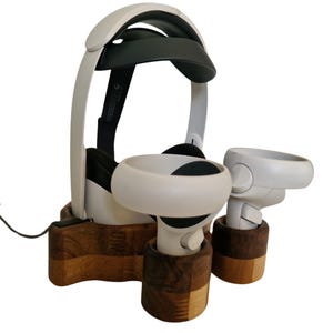 Meta Quest 2 VR Headset and controller stand and charger ideal gift for gamer