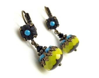 Black and green elegant earrings, jewel from polymer clay, copper-tone metal and glass beads